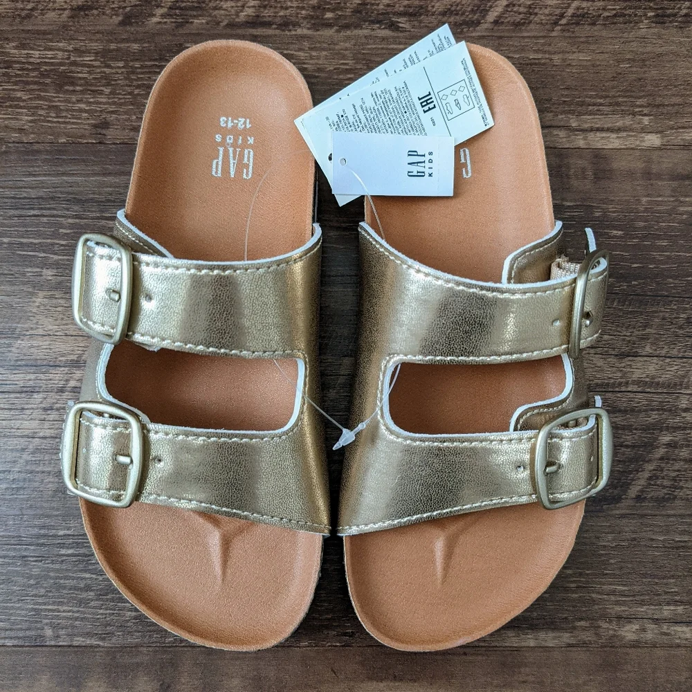 NWT Gap Sandals